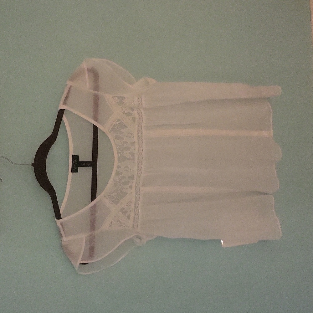 Jessica Simpson Blouse 👚 Small Cream Sheer